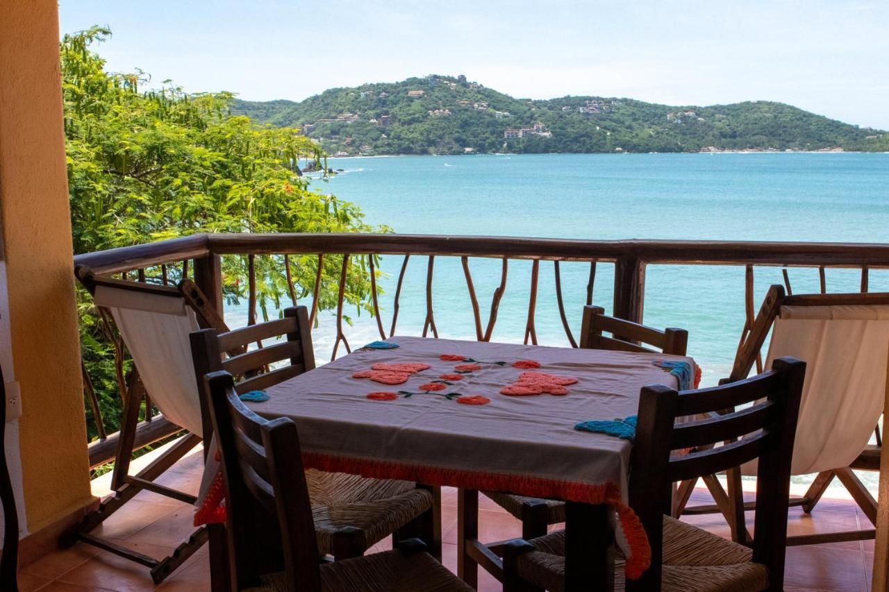 Hôtel Casa Adriana à Zihuatanejo Extérieur photo