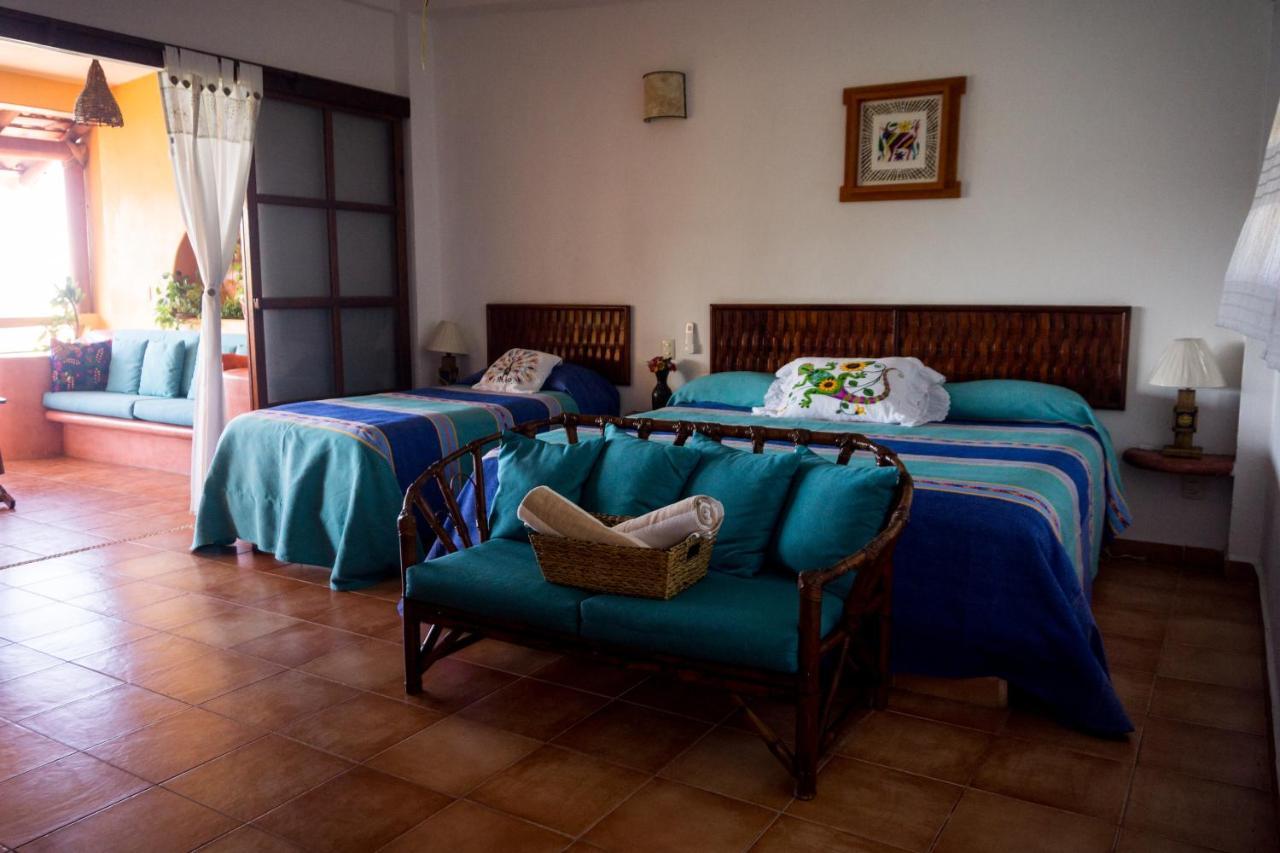 Hôtel Casa Adriana à Zihuatanejo Extérieur photo