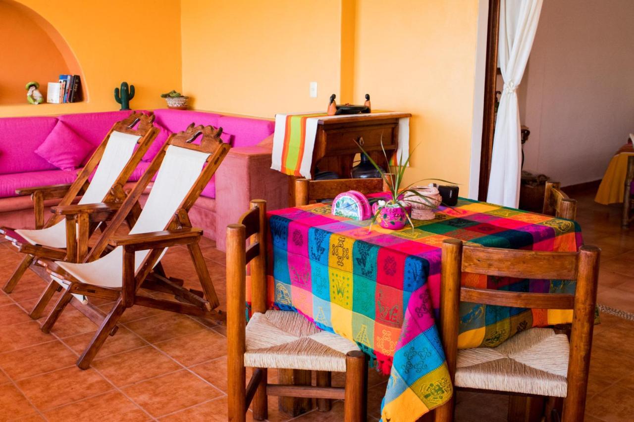 Hôtel Casa Adriana à Zihuatanejo Extérieur photo
